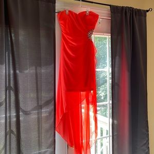 Size is XL, color is coral